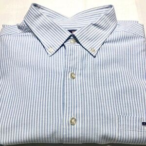Vineyard Vines men’s shirt